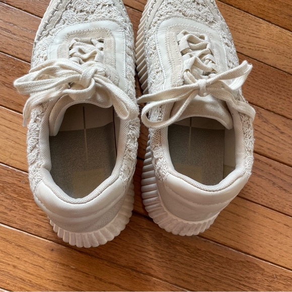 Dolce Vita Dolen Sneakers in Ecru Lace Size 8.5 Women's Beige Lace Sneakers - Picture 10 of 13